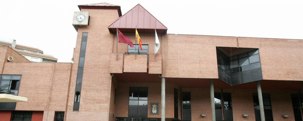 Lista definitiva de admitidos/as y excluidos/as para la provisión, mediante el sistema de concurso de méritos, de una plaza de Arquitecto/a Técnico/a. Ayto. Molina de Segura