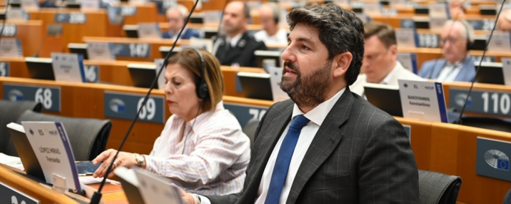 López Miras pide a Bruselas "pasar del diagnóstico a la acción" ante el problema de la vivienda